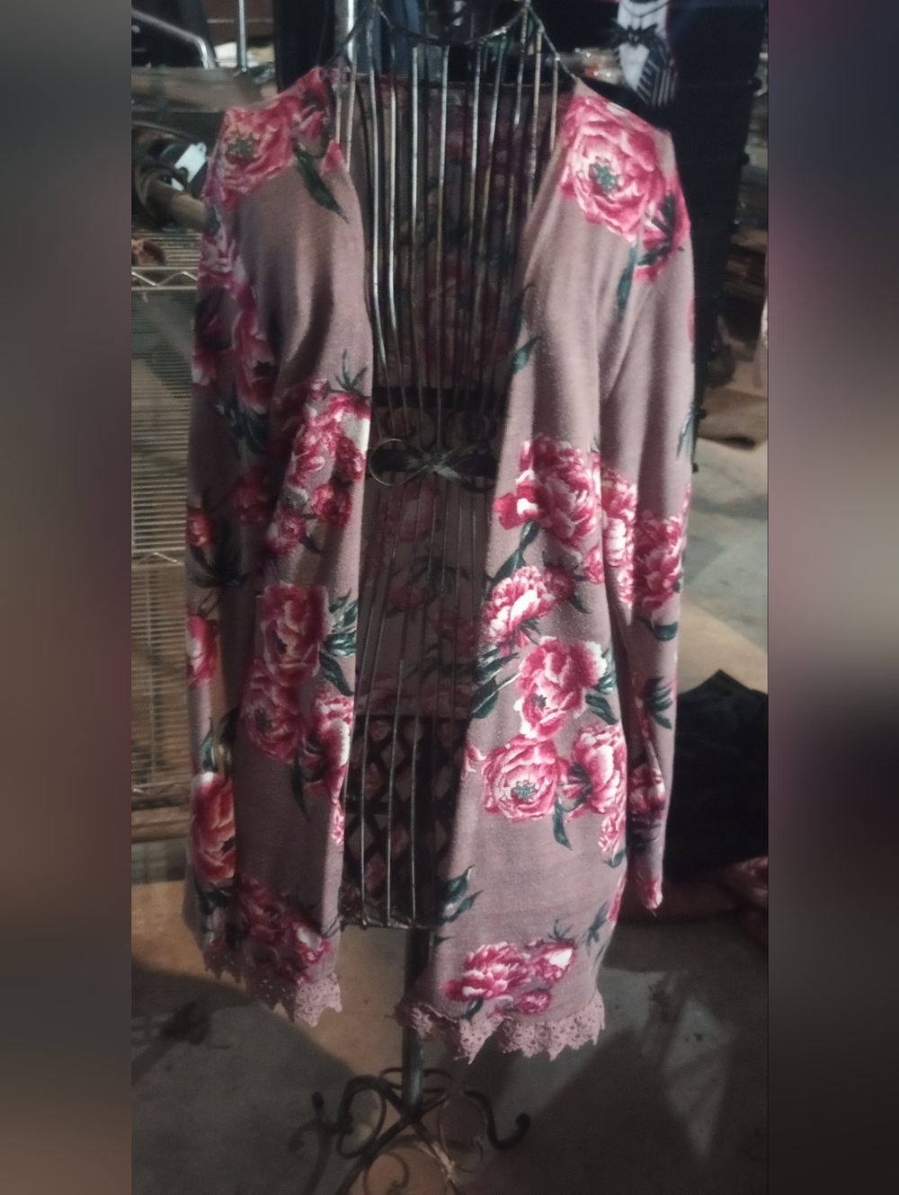 Charlotte Russe Mauve Cardigan with Pink Floral Print - Picture 1 of 3